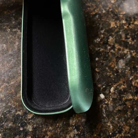 Eyeglass Case - Picture 7 of 10